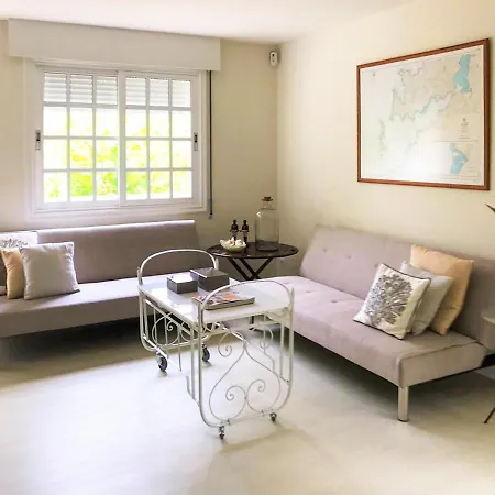 Sleeps 4 With Wifi Villa Hio